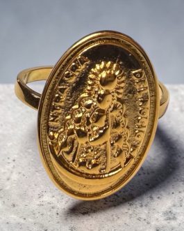 Anillo dorado de la virgen del rocio