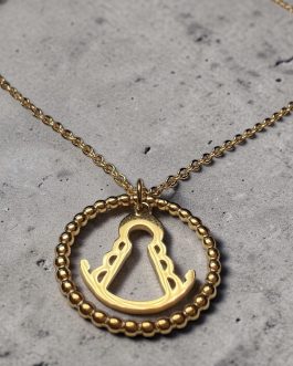 Colgante redondo silueta virgen del rocio