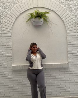 Conjunto deportivo MAIKA
